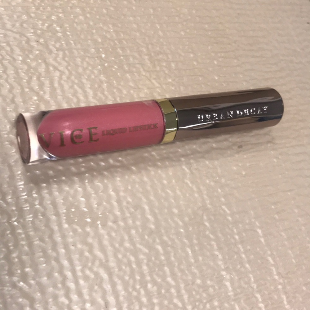 Urban decay vice liquid lipstick shade “Trivial”